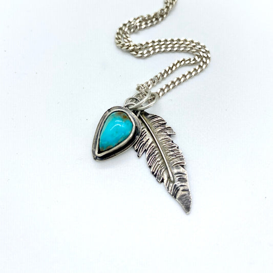 'Fairy Wren' pendant